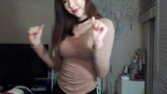 韩国女主播艾琳,韩国女主播的星光璀璨之路