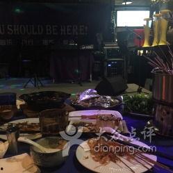 娱乐饭馆新闻,揭秘明星幕后聚餐，美食与娱乐的完美融合